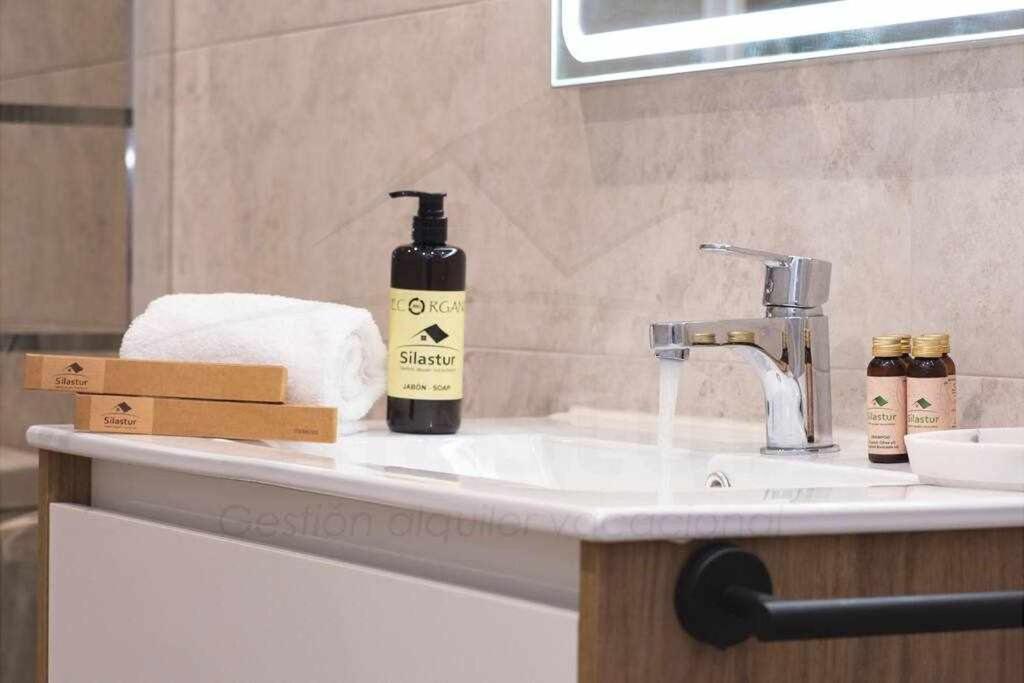 Cruz Victoria Apartment Gijon Ngoại thất bức ảnh